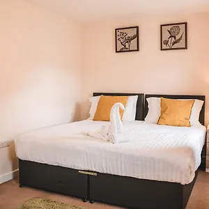 snapos-luxury-serviced-apartments-tudor-close.yorkshirehotels.net/