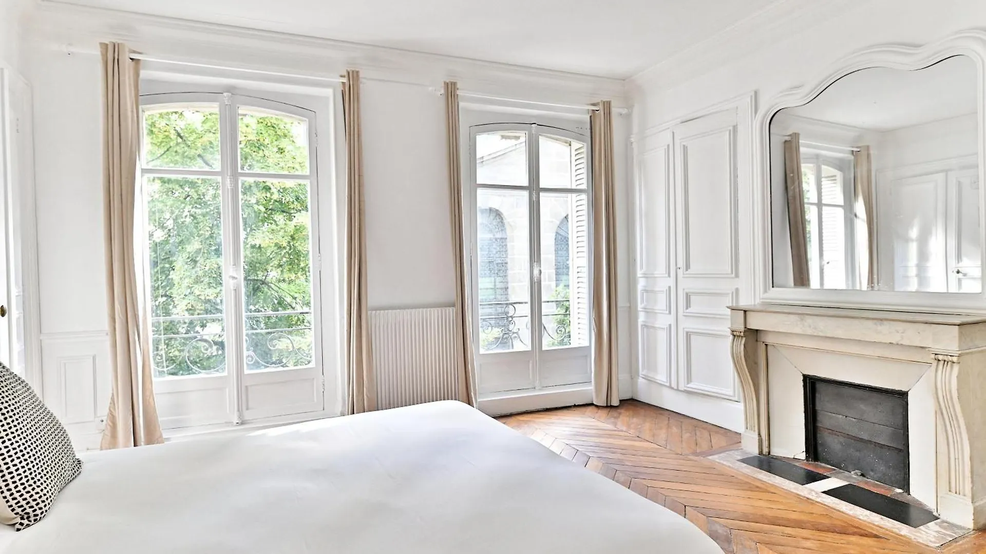 Apartment Appartement Parisien Spacieux #Marais #Rivoli