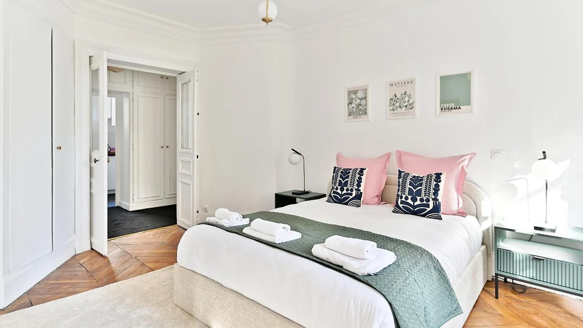 Appartement Parisien Spacieux #Marais #Rivoli Apartment Paris
